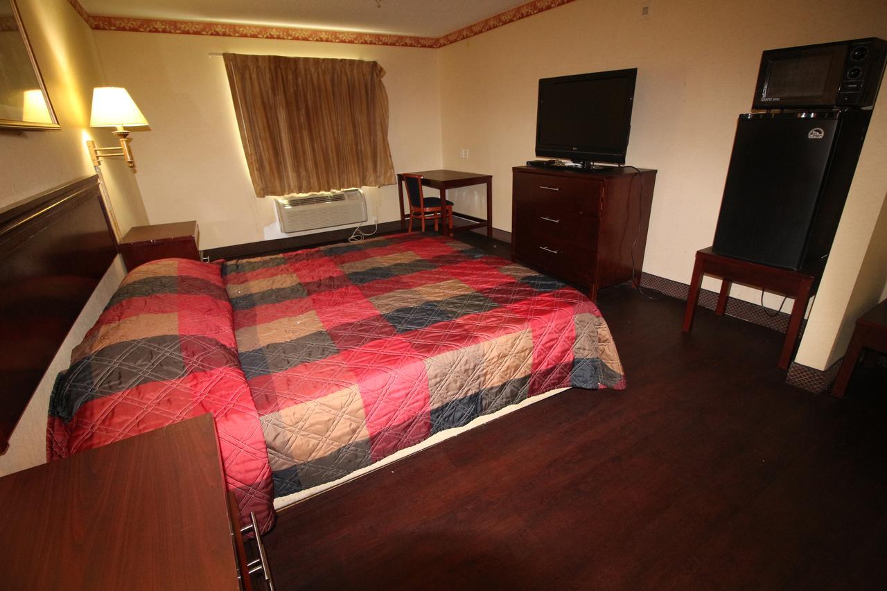 Magnolia Bay Hotel & Suites Jonesboro Dış mekan fotoğraf