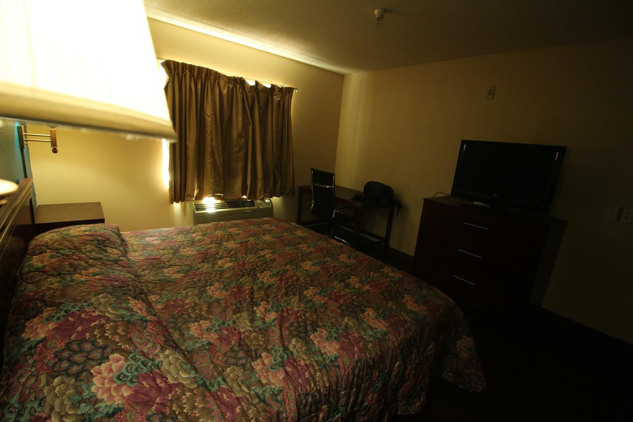 Magnolia Bay Hotel & Suites Jonesboro Dış mekan fotoğraf